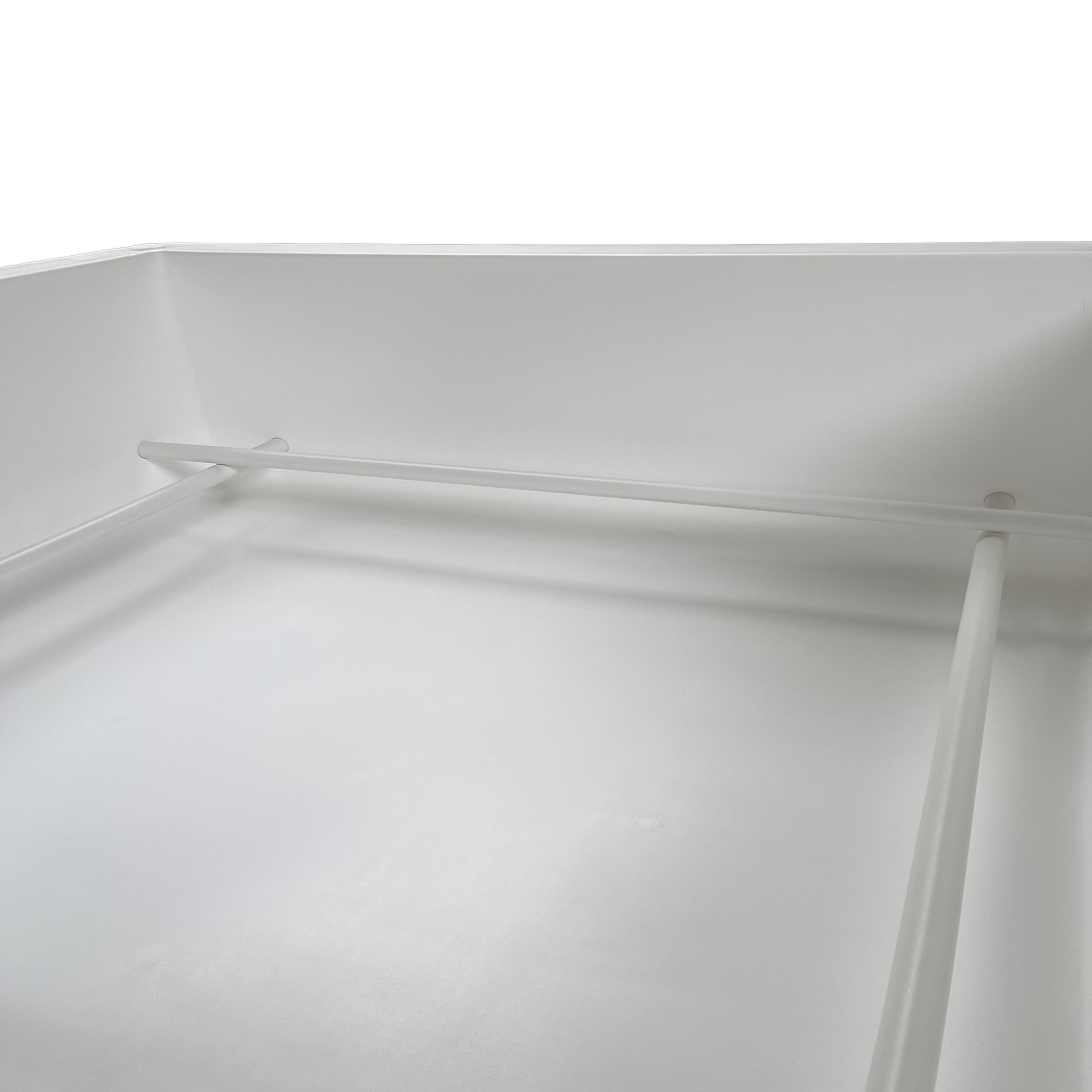 Plastic Whelping Box 48" x 48" (Heavy Duty) Petnap PVC Whelping Box